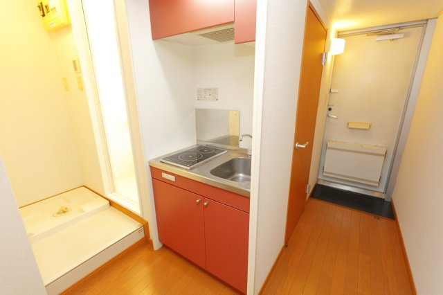 ピークシーダーのトイレ|写真は302号室のもの、同タイプです。