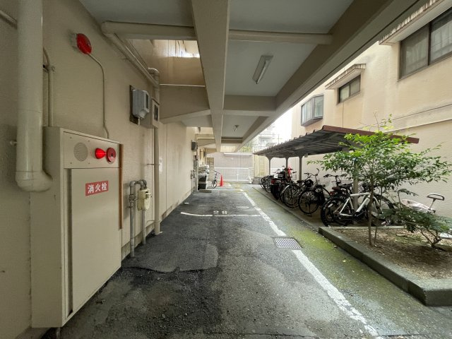 リアライズ城北の駐車場