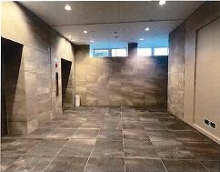 大井競馬場前ショッピングモールウィラ大井オフィス棟のエントランス