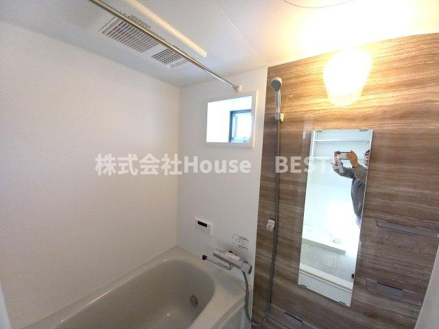 フォレストクリエオーレ中島通の浴室