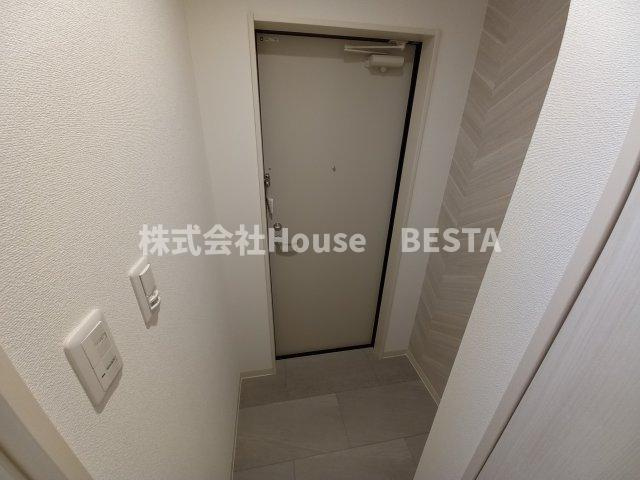 フォレストクリエオーレ中島通の玄関