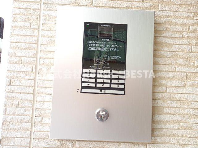 フォレストクリエオーレ中島通のエントランス