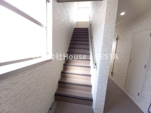 フォレストクリエオーレ中島通のロビー