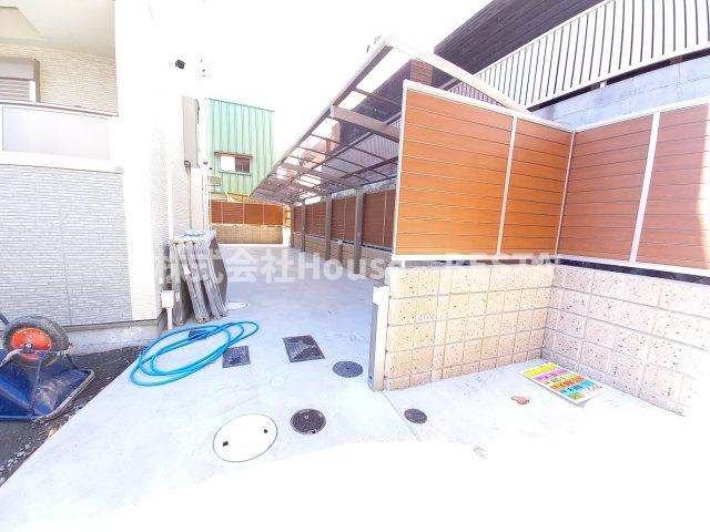 フォレストクリエオーレ中島通の駐車場