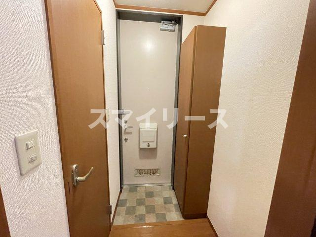 メゾン・ド・ラルシュの玄関