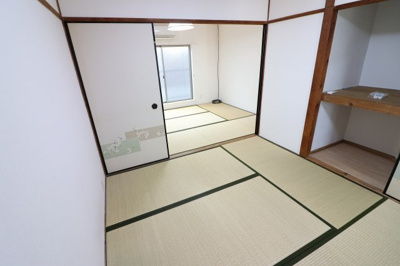 【和室】 | 鈴木マンション | 柔らかい畳が心地よい和室