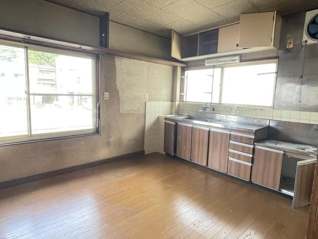  | 高知市薊野南町