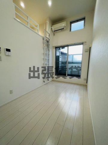 仲介手数料0円！リーブラ庄内通の居間・リビング