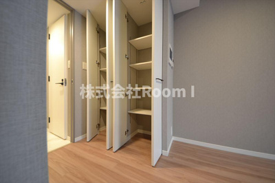 【収納】 | S‐RESIDENCE大阪上本町 | ちょっとした収納スペースも充実しています