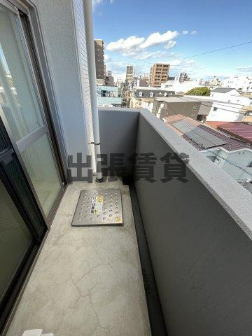 仲介手数料0円！カルマートのバルコニー