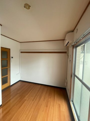 【洋室】 | プレリュード東高宮 | 別号室の写真になります。現況優先。