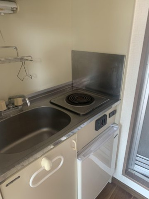 【キッチン】 | ロイヤルコート大橋Ⅱ | 別号室の写真になります。現況優先。