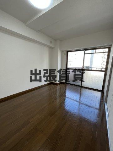 仲介手数料0円！グレースイナガキの居間・リビング