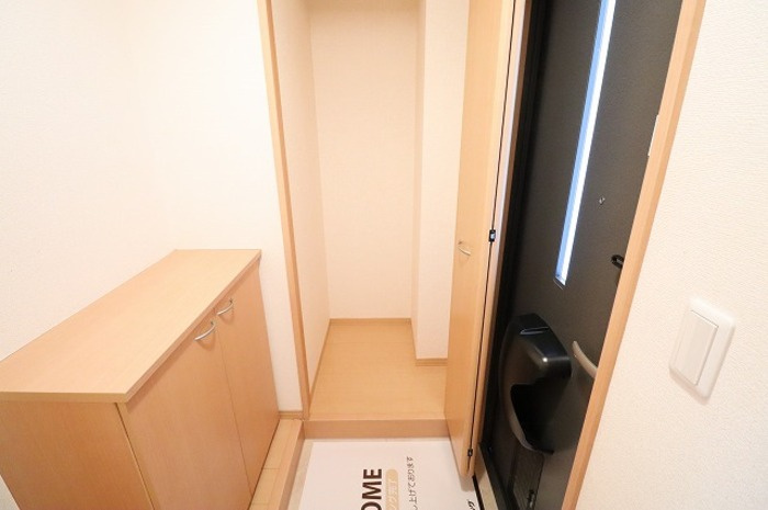 セジュール向山の玄関|シューズボックス・玄関収納