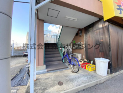 【エントランス】 | 　昌康マンション