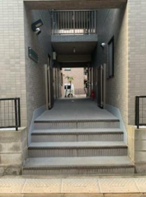 【エントランス】 | ブランシカ練馬豊島園Ⅱ | 毎日通るエントランスはこのようになっています