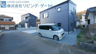 【駐車場】 | 建物の横(西側)がスペースがあり駐車場としてもご利用可