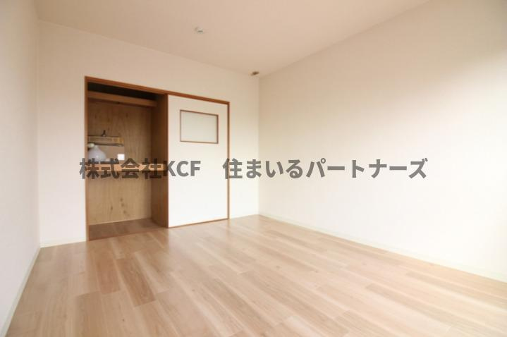 第2秋葉ビルの居間・リビング