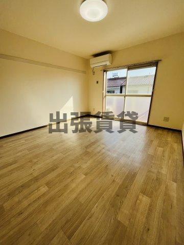 仲介手数料0円！メルベーユの居間・リビング