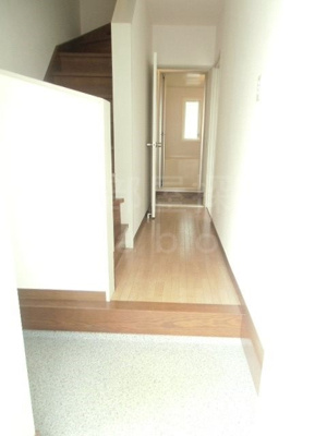 【玄関】 | サンテラスＢ