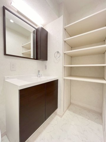 「防音マンション」Konomi Tokiwadaiの独立洗面台|使いやすい独立洗面台です