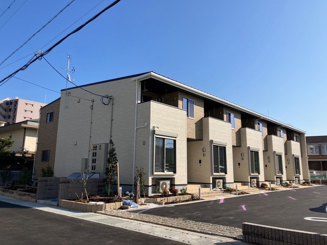 イーストビレッジ