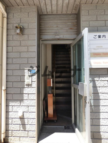 【エントランス】