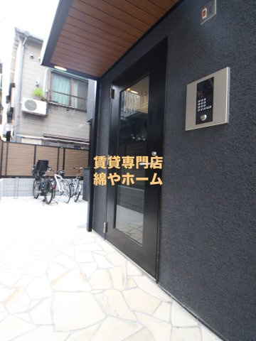L.fino岸里WESTのロビー|毎日通るロビーはこのようになっています