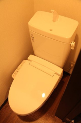 【トイレ】 | アンピオ賀茂弐番館