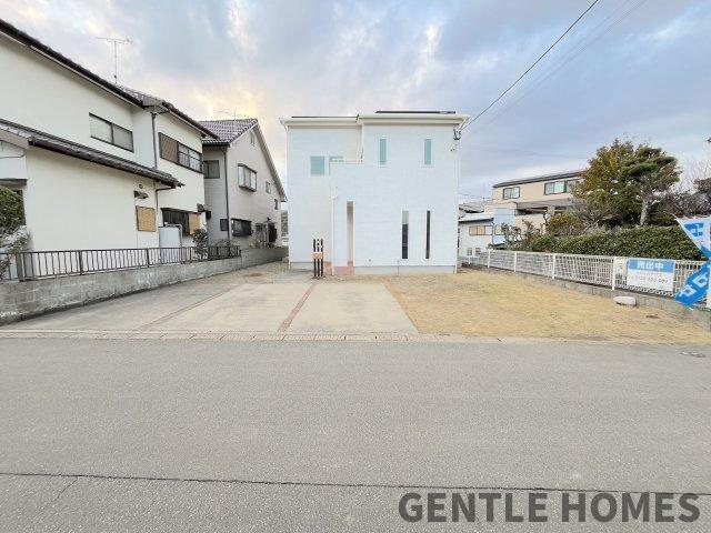 西隈１丁目 戸建ての駐車場