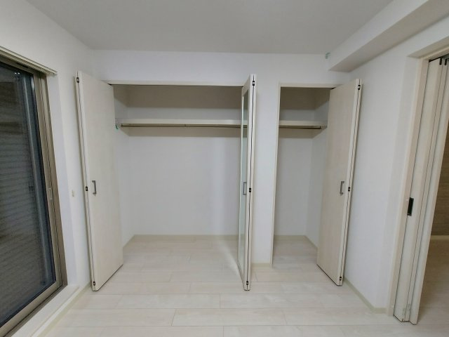 フォレストクリエオーレ金剛の居間・リビング