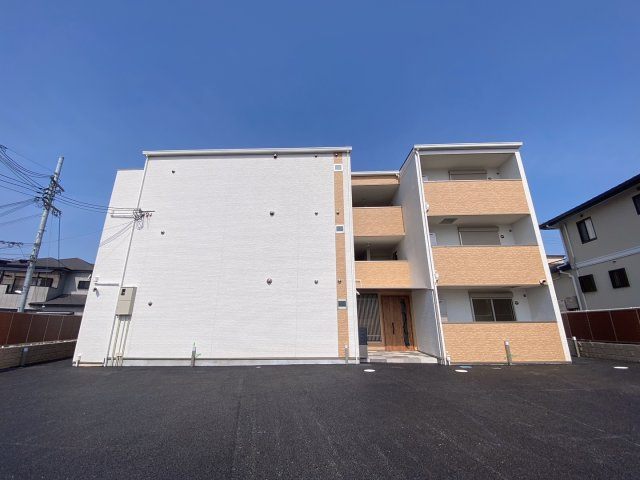 フォレストクリエオーレ金剛の外観