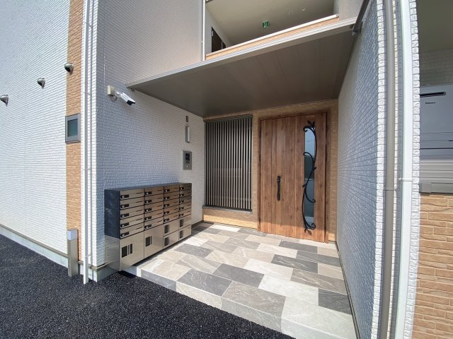 フォレストクリエオーレ金剛のエントランス