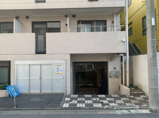 【エントランス】