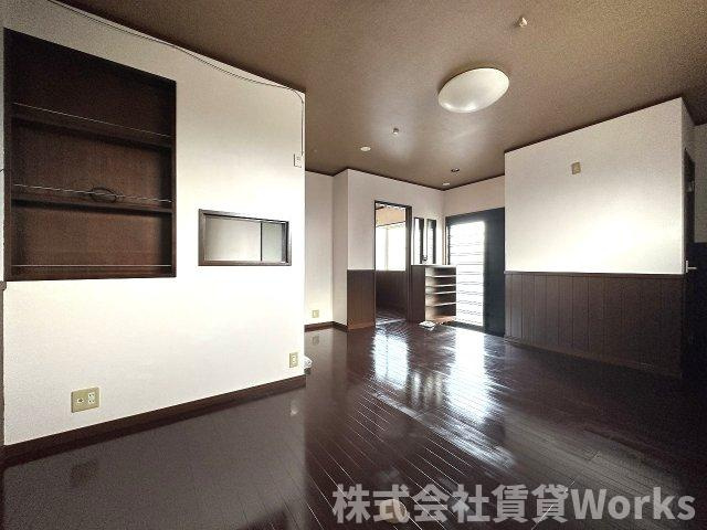 ラバーズハウス川内の居間・リビング|ゆったり過ごせるリビングです