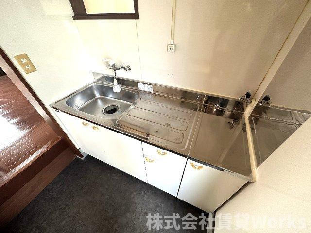 ラバーズハウス川内のキッチン|きれいなキッチンです