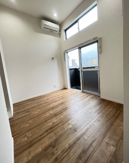 熊本市中央区国府２丁目のアパートの居間・リビング