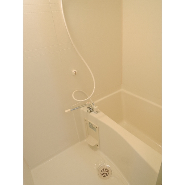 ルーチェクール花畑の浴室