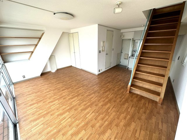 エンゼルハイツエクシブの居間・リビング|使いやすいリビングです