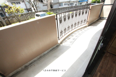 【バルコニー】 | アドバンス三本松 | 陽当たり良好なバルコニーです
アドバンス三本松　102号室　2023/4/17撮影