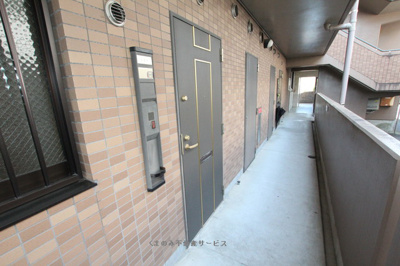 【エントランス】 | アドバンス三本松 | 建物の内部です
アドバンス三本松　102号室　2023/4/17撮影