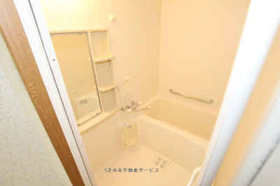 【浴室】 | アドバンス三本松 | きれいなお風呂です
アドバンス三本松　102号室　2023/4/17撮影