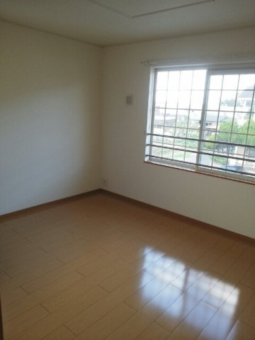 プリムローズ　Ｄの内装|内装は落ち着いています