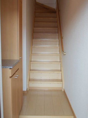 プリムローズ　Ｄの玄関|きれいな玄関です