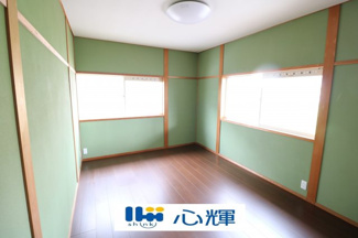 【洋室】 | 山陽小野田市埴生（中古2階建） | 2階洋室。照明新品設置済みです。