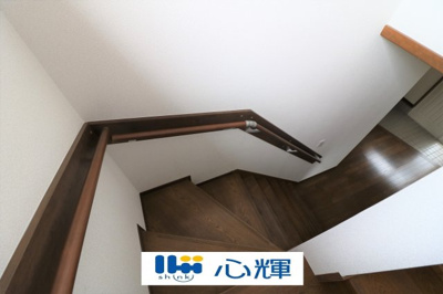 【その他】 | 山陽小野田市埴生（中古2階建） | 階段は手すりを更新しました。
