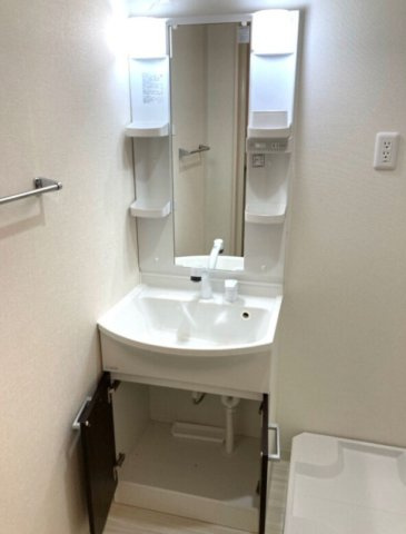 フジパレス堺白鷺WESTの洗面所