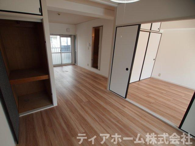 ノースビレッジの居間・リビング|ゆったりとしたリビングです