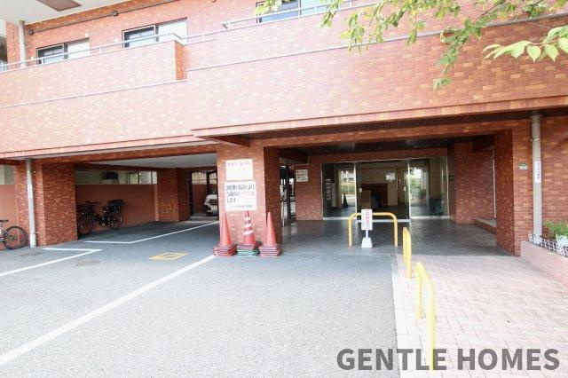 エバーライフ香椎第2のエントランス