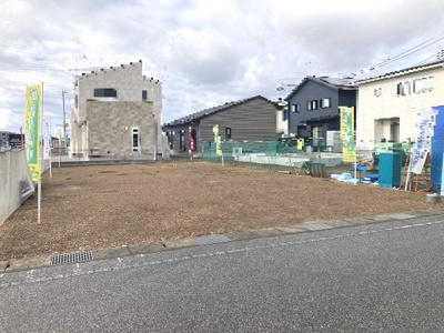 【前面道路含む現地写真】 | 長浜市室町　土地